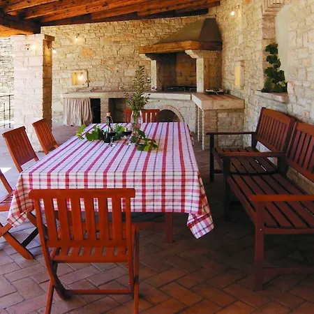 Marvelous Istrian Morus